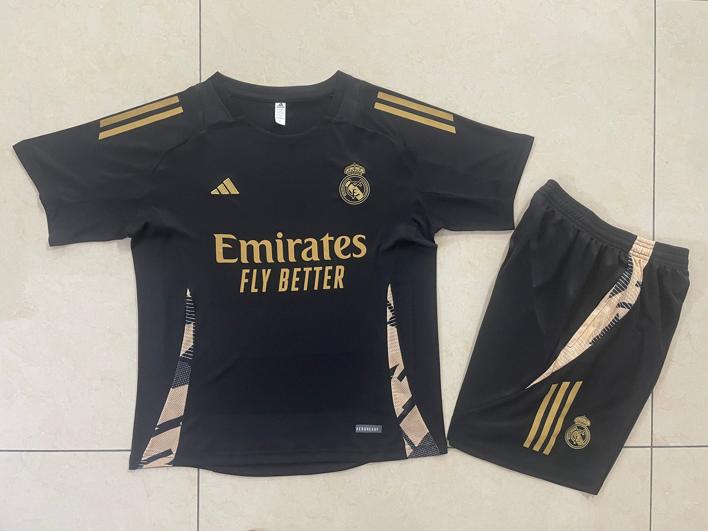 Real Madrid Training Kit - Black/Gold