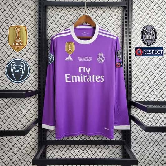 Real Madrid 2016/17 Away