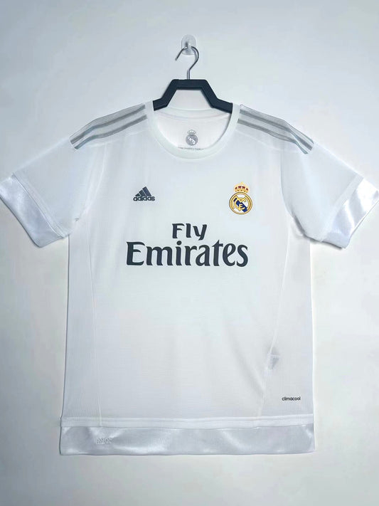 Real Madrid 2015/16 Home