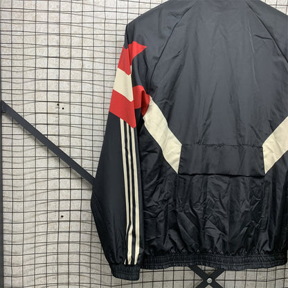 Manchester United Retro Windbreaker