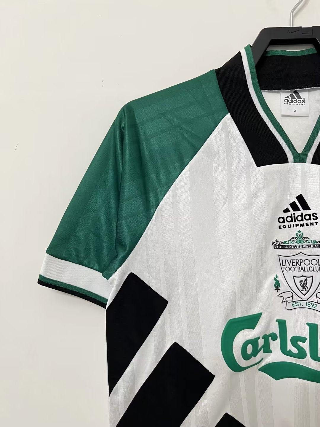 Liverpool 1993/95 Away