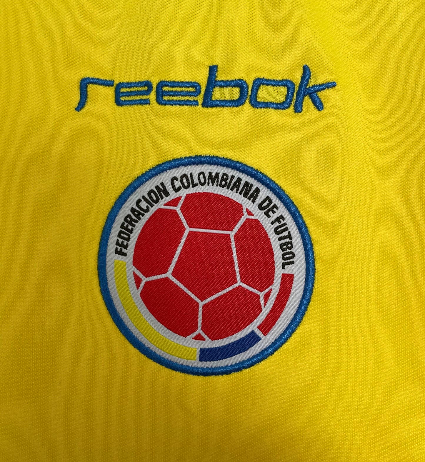 Colombia 2001 Home