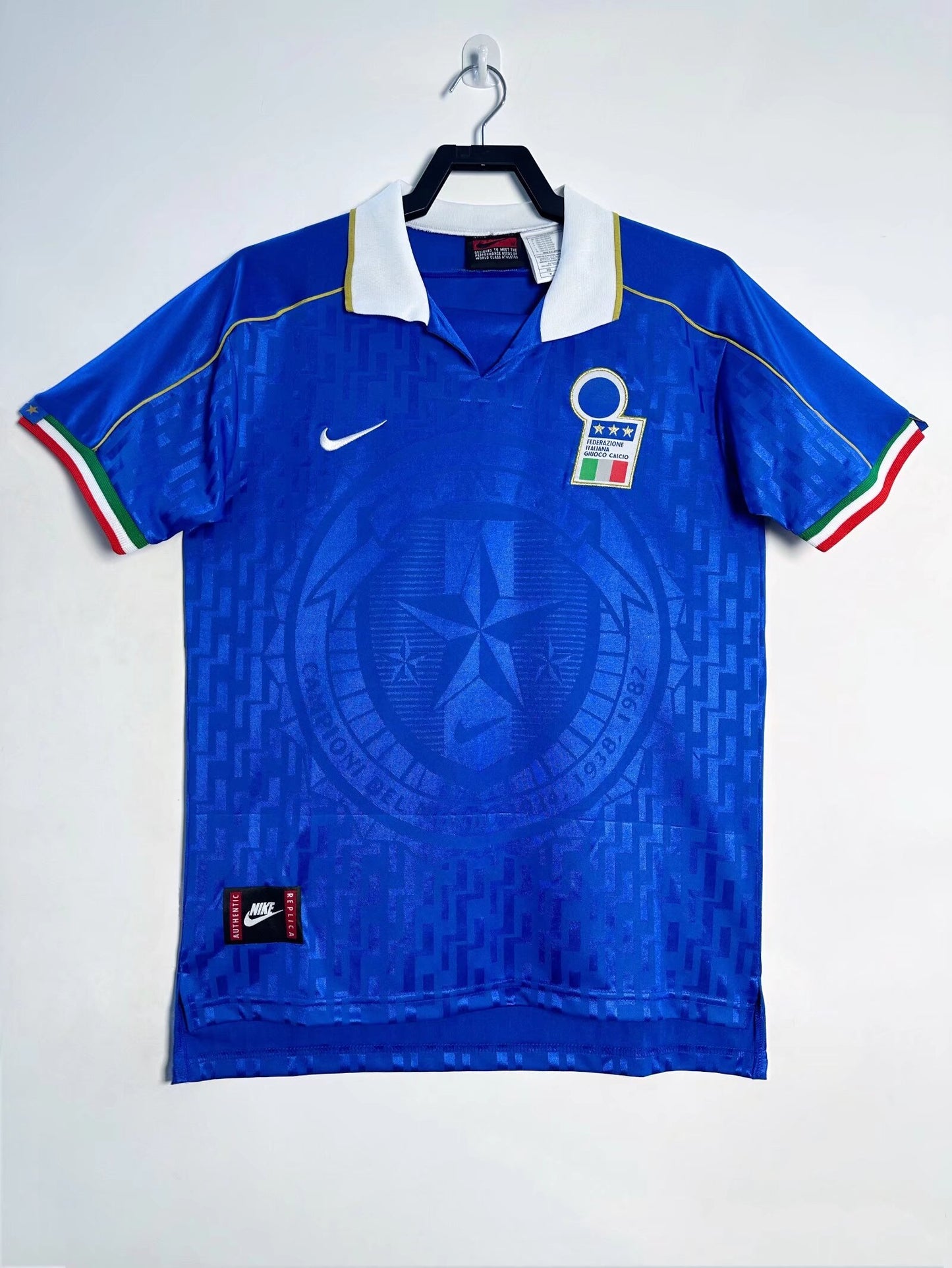 Italy 1995 Home