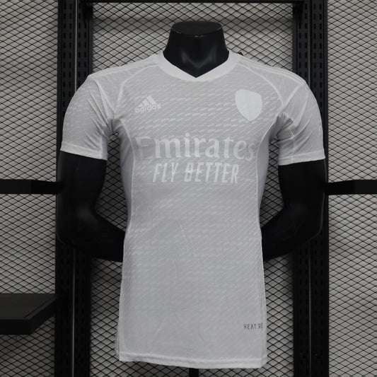 Arsenal 'No More Red' Kit