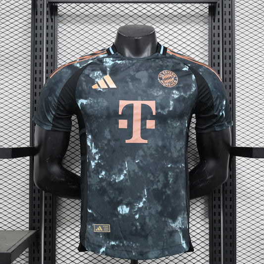 FC Bayern Munich 2024/25 Away