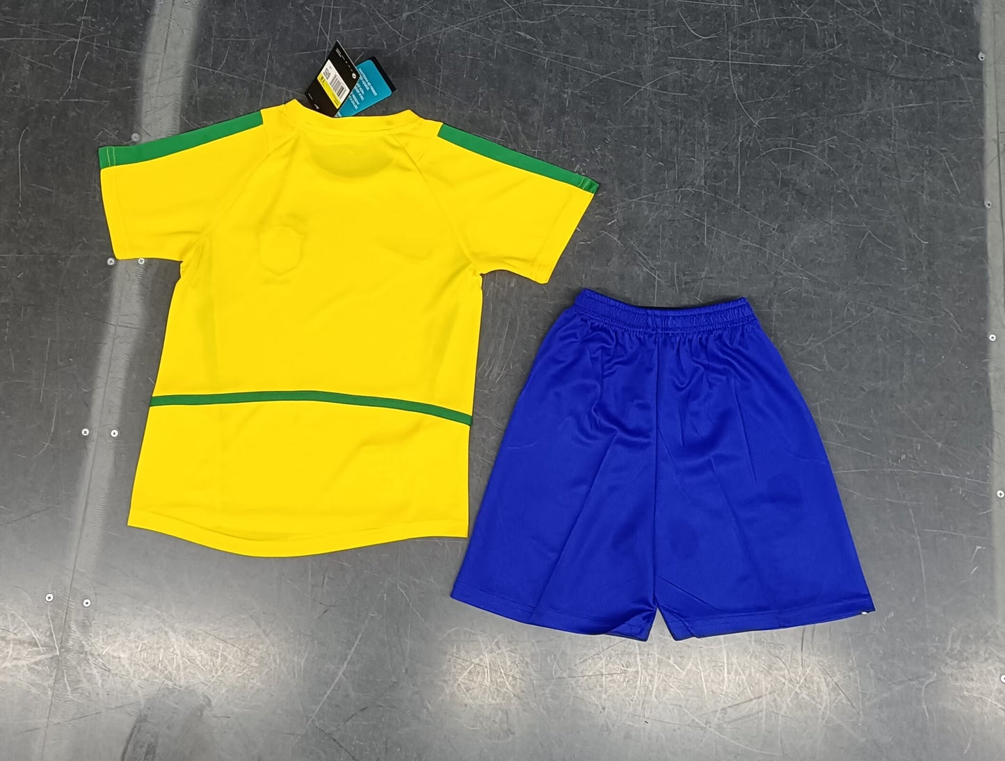 Brazil 2002 Home - Kids