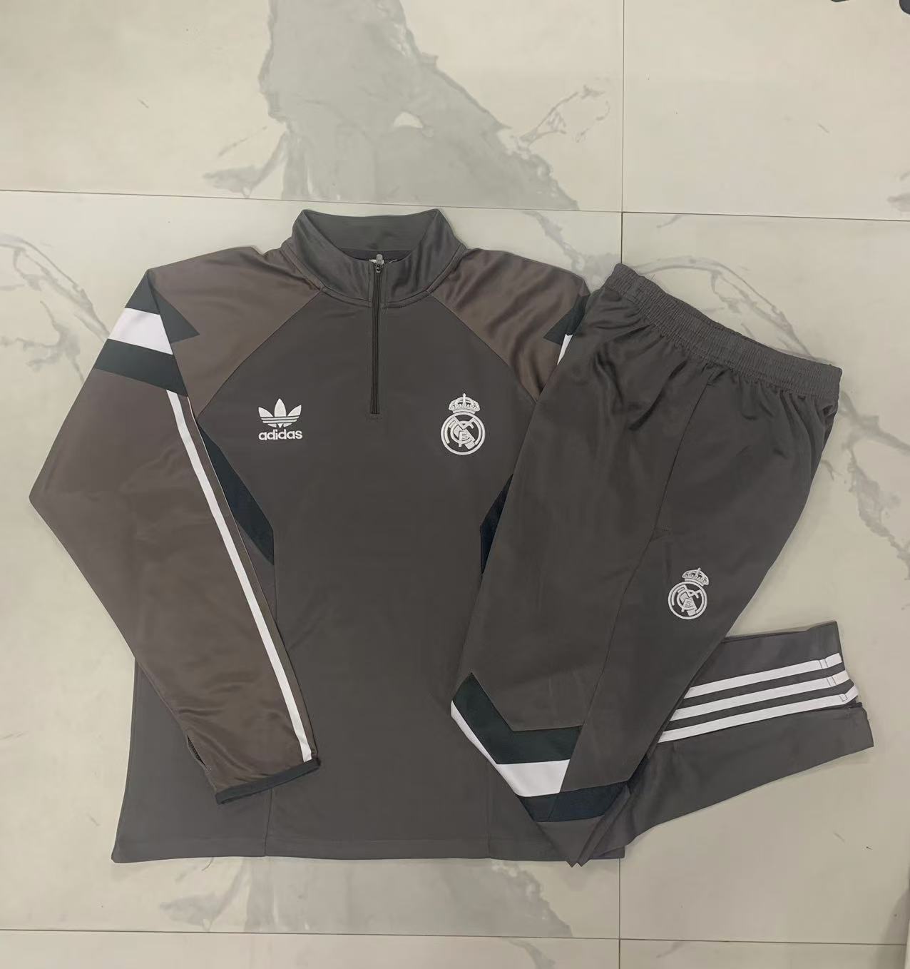 Real Madrid 1/4 Zip Retro Pre-Match Tracksuit