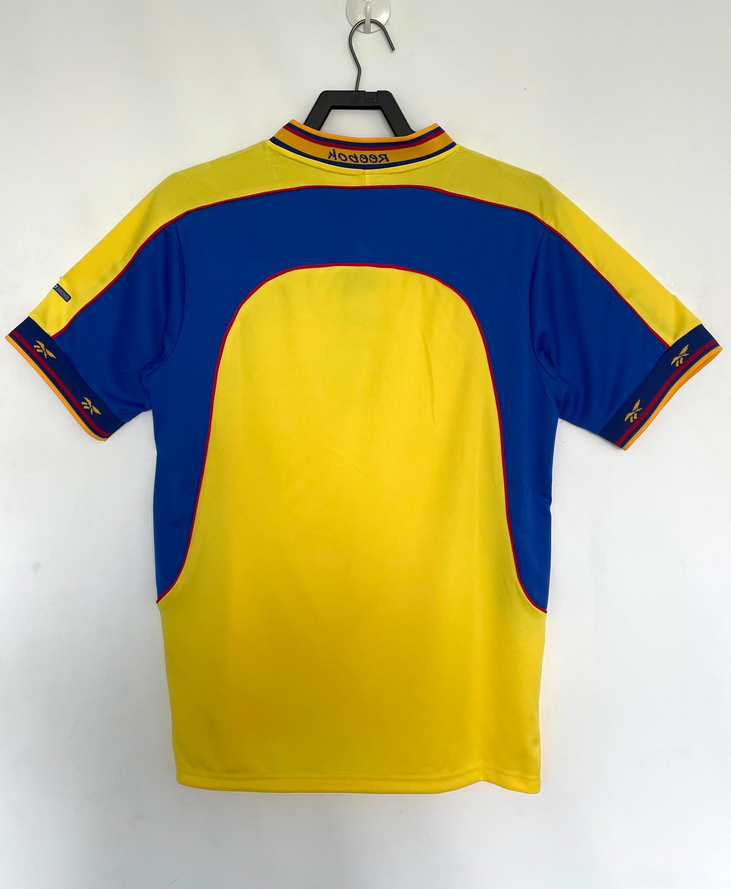 Colombia 2001 Home